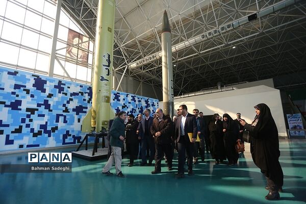 بازدید مدیران سازمان دانش‌آموزی از نمایشگاه دائمی  «پارک ملی هوافضا‌»