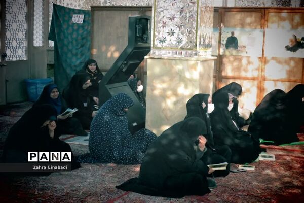 عطر افشانی و غبارروبی بقعه متبرک امامزاده ابرهیم شهرستان ملارد