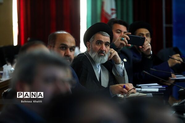 نشست هم‌اندیشی‌ معاونان پرورشی و فرهنگی، روسای ادارات قرآن، عترت و نماز و مدیران سازمان دانش‌آموزی-2