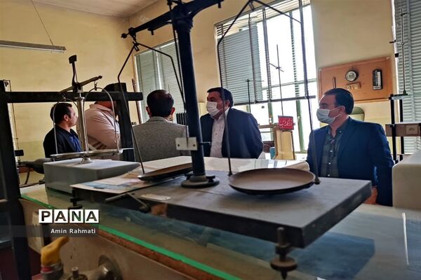 بازدید مدیران هنرستان‌ها از هنرستان ماندگار و نمونه دولتی طالقانی