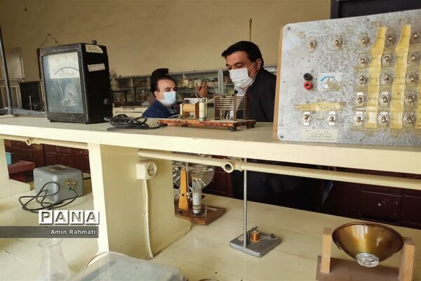 بازدید مدیران هنرستان‌ها از هنرستان ماندگار و نمونه دولتی طالقانی