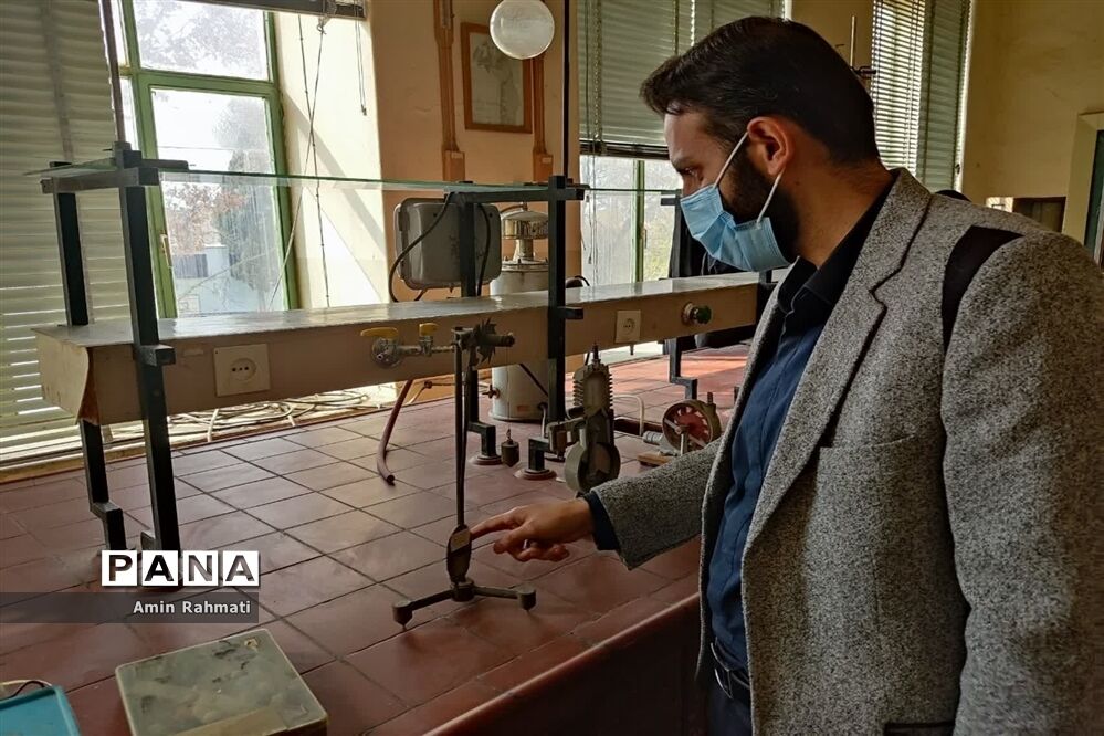 بازدید مدیران هنرستان‌ها از هنرستان ماندگار و نمونه دولتی طالقانی