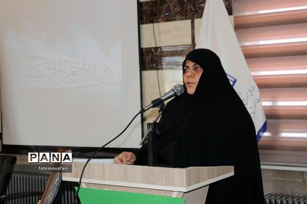 برگزاری جلسه توجیهی و توان افزایی مدیران مدارس شهرستان فیروزکوه