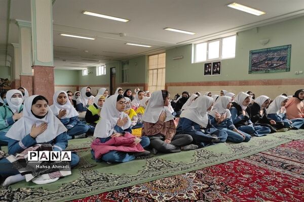 برگزاری مراسم عزاداری شهادت امام هادی(ع) در دبستان شهید سیفی رباط‌کریم