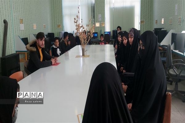 کارگاه آموزشی نشریه امور جوانان خلیل آباد