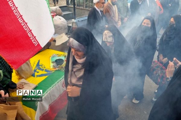 اعزام ۲۴۰ دانش‌آموز دختر دماوند به مناطق عملیاتی جنوب کشور