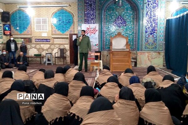 اعزام دانش‌آموزان به اردوی راهیان نور در رودهن