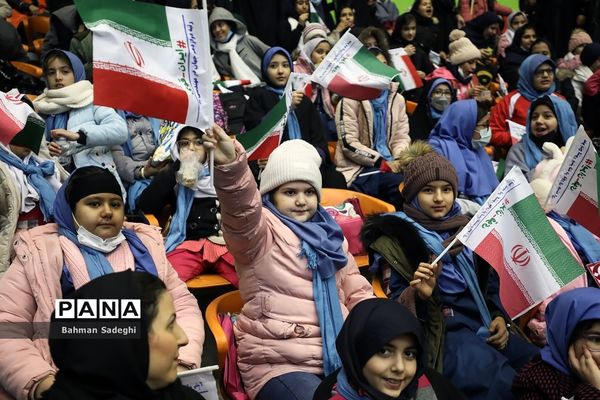 جشن دانش‌آموزی فرزندان انقلاب