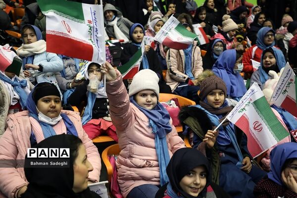 جشن دانش‌آموزی فرزندان انقلاب