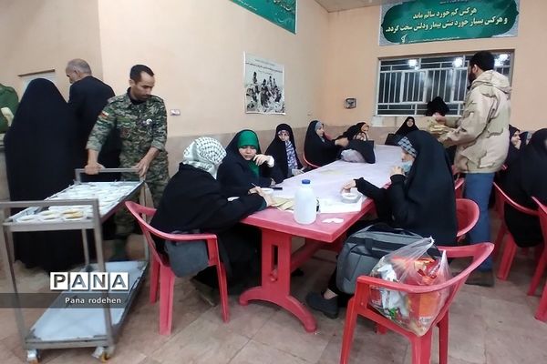 اختتامیه اردوی  راهیان نور دانش‌آموزان دختر رودهن