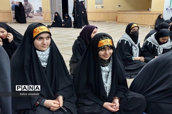 تجدید بیعت دانش‌‌‌آموزان ملارد با شهدا در فتح‌المبین