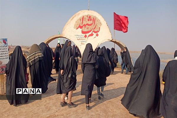 اعزام کاروان راهیان نور دانش‌آموزان کاشان