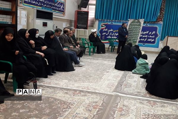 اعزام کاروان راهیان نور دانش‌آموزان کاشان