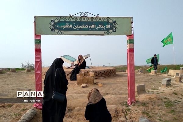 دانش‌آموزان دختر رودهن در اردوی راهیان نور