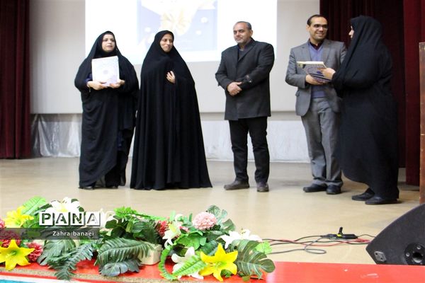 برگزاری انتخابات مجلس دانش‌آموزی دختران ناحیه یک یزد