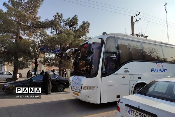 مراسم افتتاحیه اعزام راهیان نور دانش‌آموزی در اداره آموزش و پرورش شهرستان رباط‌کریم
