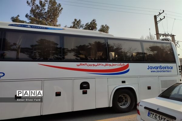 مراسم افتتاحیه اعزام راهیان نور دانش‌آموزی در اداره آموزش و پرورش شهرستان رباط‌کریم