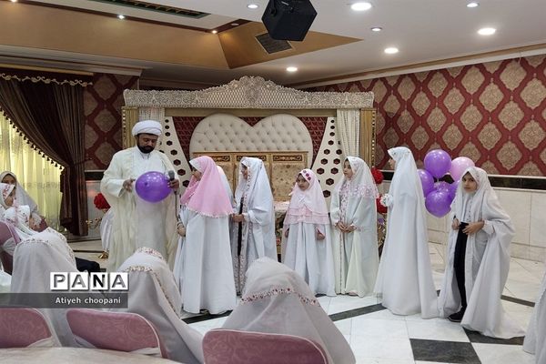 جشن عبادت دانش‌آموزان دبستان شهید آتوت منطقه ۱۴