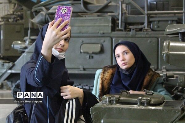 حضور دانش‌آموزان دختر بهارستانی در اردوی راهیان پیشرفت