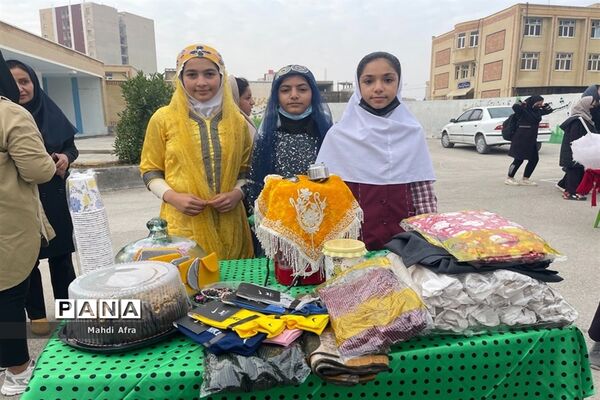 برگزاری بازارچه کسب و کار دانش‌آموزی در دبستان کوکب شهرستان بهبهان