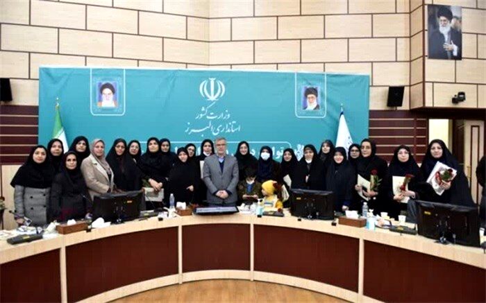 قصه‌گویی از فعالیت‌های شاخص کانون که در تربیت کودکان و نوجوانان بسیار موثر است