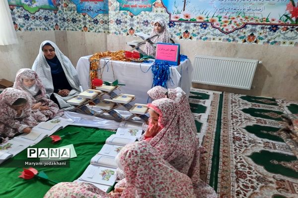 برگزاری اولین نمازجماعت پس از جشن تکلیف در دبستان جانمحمدی ملارد