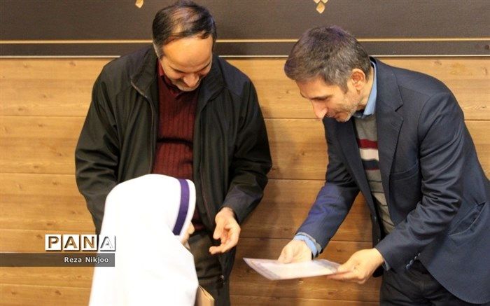 حفاظت از محیط زیست، یکی از وظایف دانش‌آموزان است