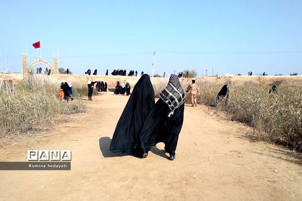 دانش‌آموزان رودهن در اردوی راهیان نور دشت ذوالفقاریه