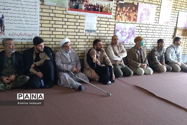 دانش‌آموزان رودهن در اردوی راهیان نور دشت ذوالفقاریه