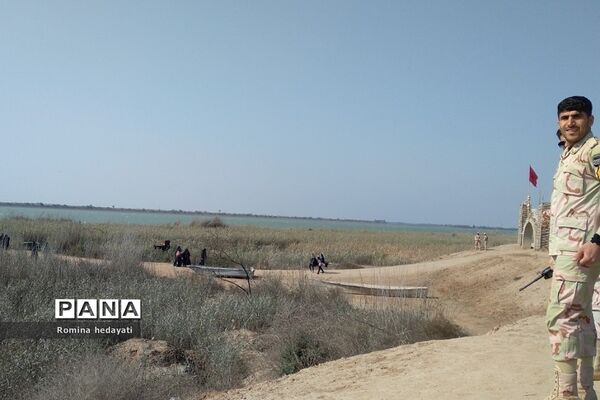 دانش‌آموزان رودهن در اردوی راهیان نور دشت ذوالفقاریه