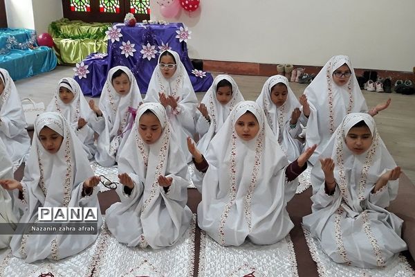 جشن تکلیف در دبستان حضرت زهرا(س)۲رودهن