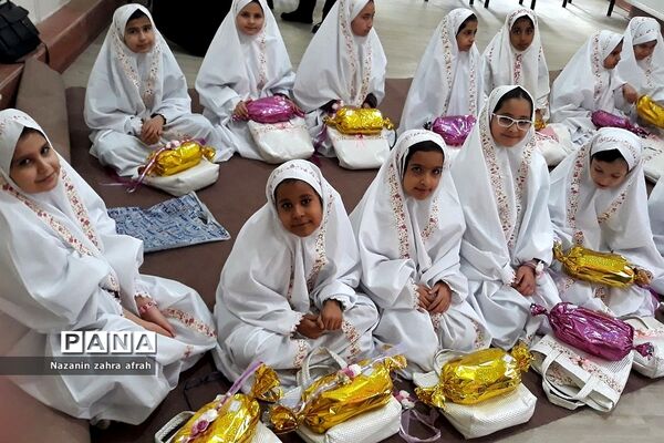 جشن تکلیف در دبستان حضرت زهرا(س)۲رودهن
