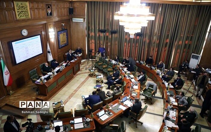 بحث گرم نمایشگاه «شهر آفتاب» در جلسه شورای شهر تهران