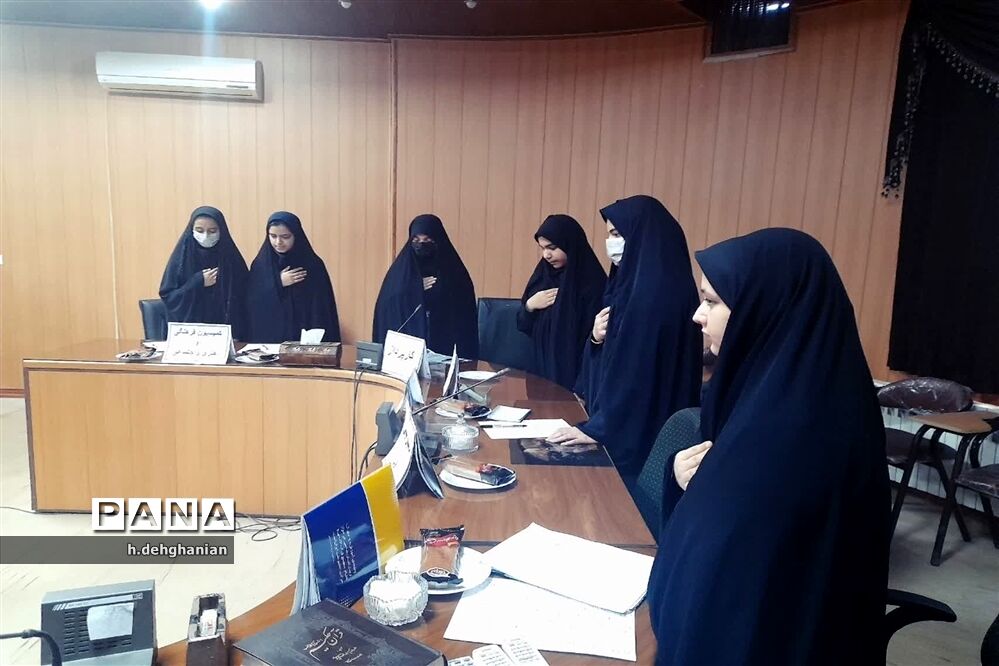 برگزاری دومین نشست مجلس دانش‌آموزی شهرستان تفت
