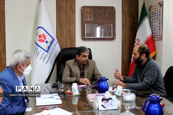 نشست هم‌اندیشی جشنواره داستان نویسی رضوی استان بوشهر
