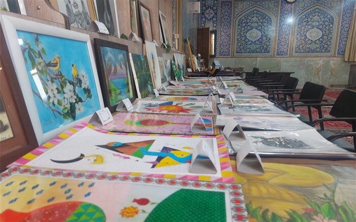 برگزاری جشنواره فرهنگی هنری امید فردا درون مدرسه ای در دبیرستان هیات امنایی خدیجه کبری / فیلم