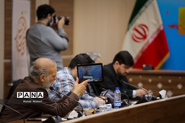نشست خبری تشریح برنامه‌های ایام الله دهه فجر