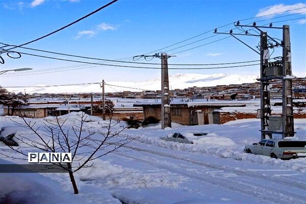 روز دل انگیز برفی در شهرستان بن