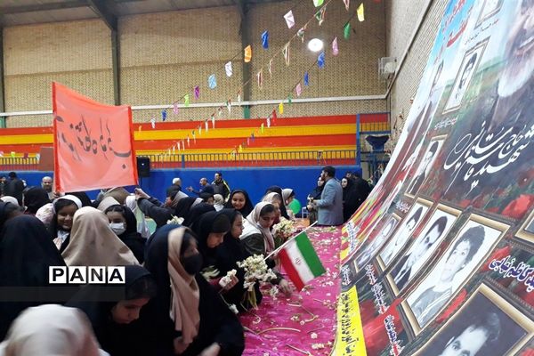 گلباران تمثال امام خمینی (ره) و شهدای انقلاب اسلامی شهرستان بهبهان