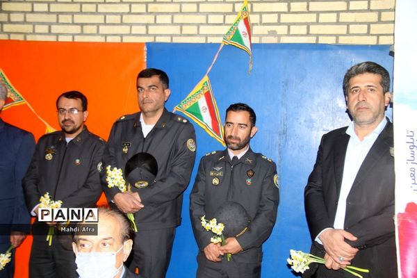 گلباران تمثال امام خمینی (ره) و شهدای انقلاب اسلامی شهرستان بهبهان