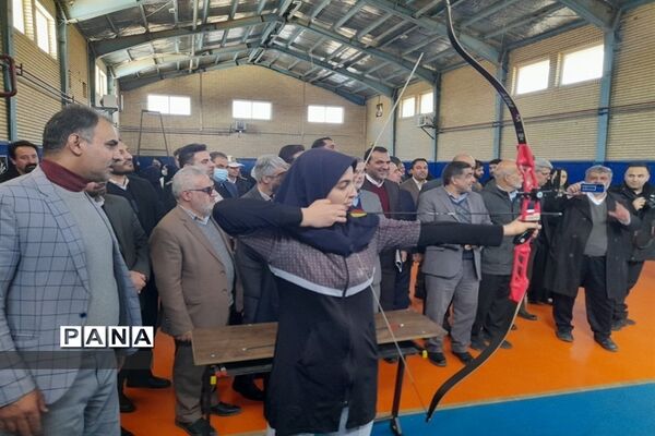 نواختن زنگ انقلاب در مدارس شهرستان نظراّباد