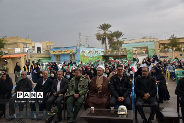 طنین  زنگ انقلاب اسلامی در مدارس جهرم