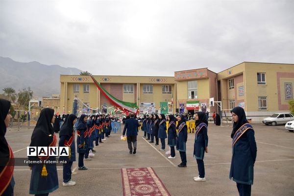 طنین  زنگ انقلاب اسلامی در مدارس جهرم