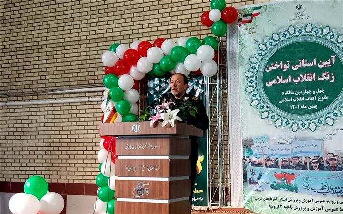 انقلاب اسلامی آغاز حکمرانی دین در ایران بود