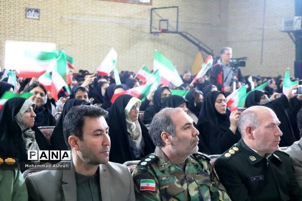 مراسم نواختن زنگ انقلاب در ارومیه