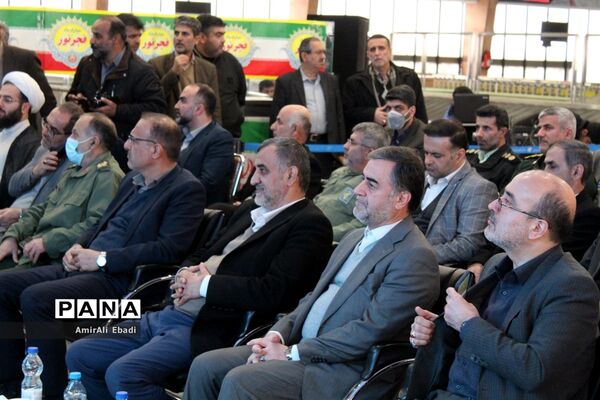 استقبال نمادین ورود تاریخی امام خمینی(ره) به ایران در مازندران