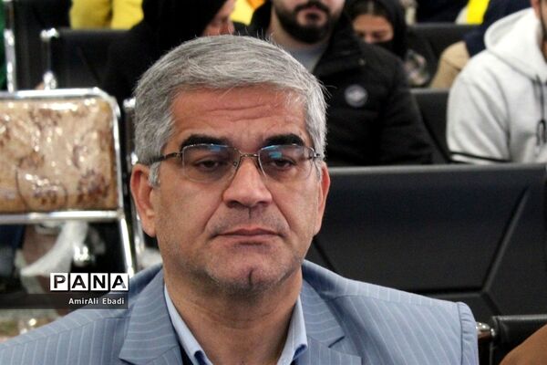 استقبال نمادین ورود تاریخی امام خمینی(ره) به ایران در مازندران