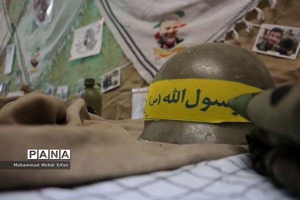 نواخته شدن زنگ انقلاب در مدارس شهرستان آباده