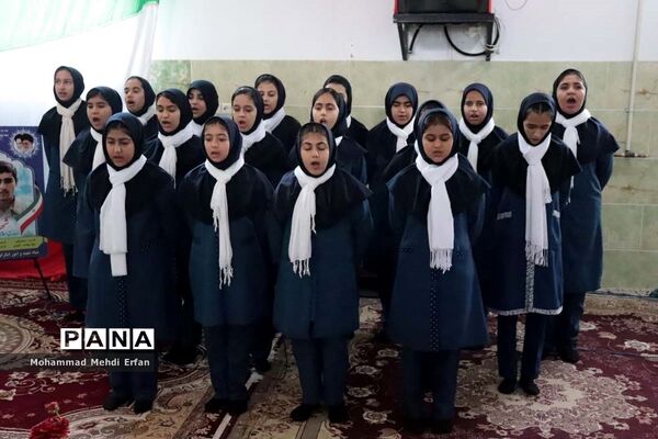نواخته شدن زنگ انقلاب در مدارس شهرستان آباده