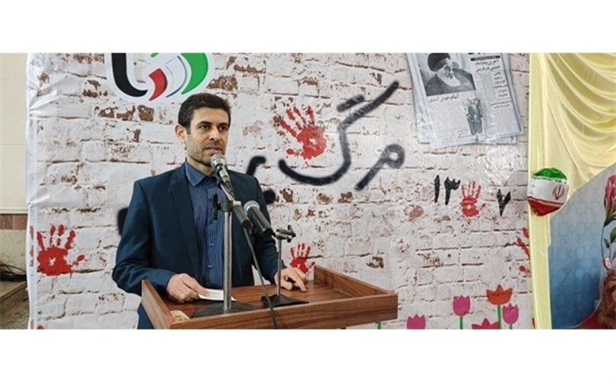 امام خمینی (ره) مصداق بارز یک شخصیت تمام ساحتی است